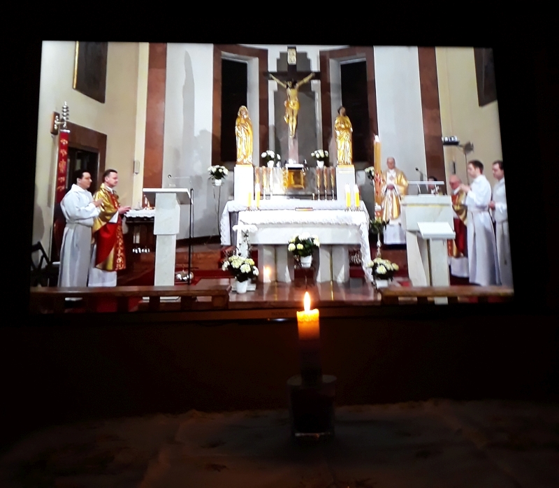 Transmisja widziana z domu